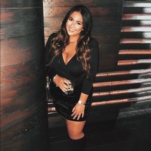 PLUS SIZE VELVET SKIRT